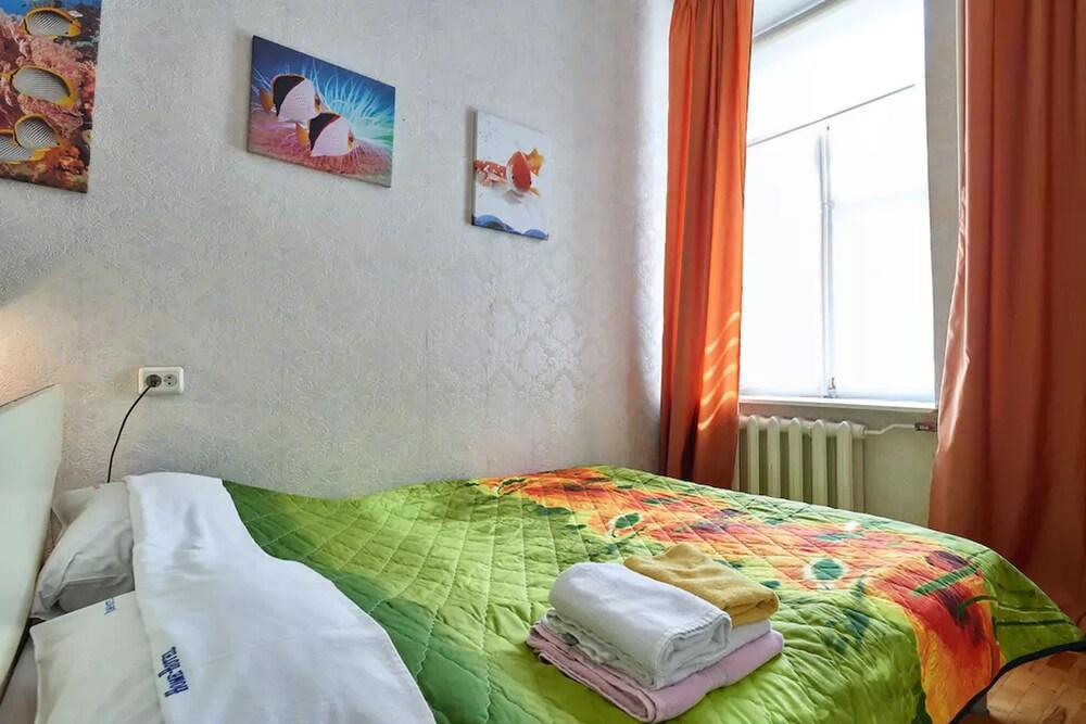 Home-Hotel Mikhailovsksya 24-B