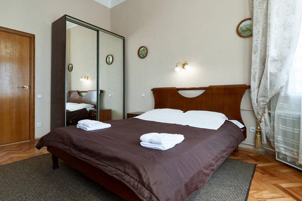 Home-Hotel Streletskaya 28