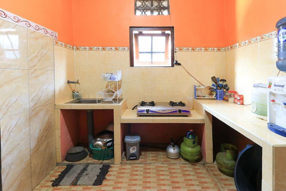 Homestay Pelangi Batu