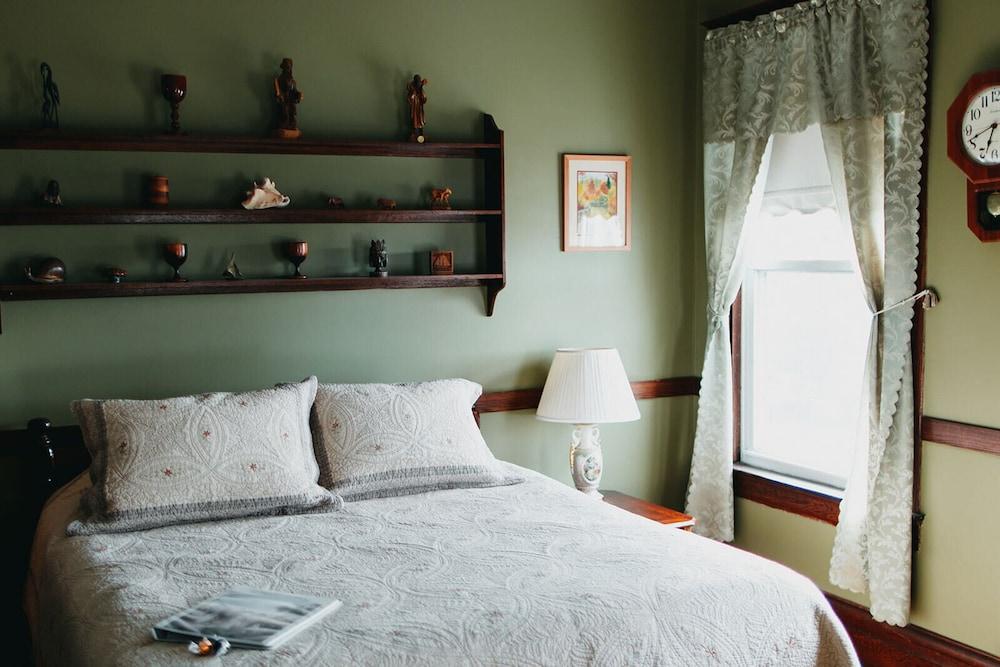 Friendly City Inn Bed & Breakfast