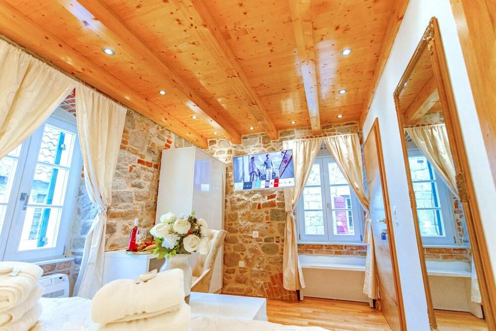 New Lux Villa Merissima