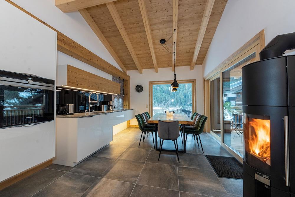 Chalet Glemmtal - Haus Bergblick