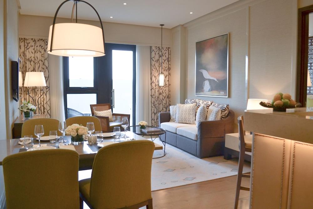 Dusit Thani Residence Davao