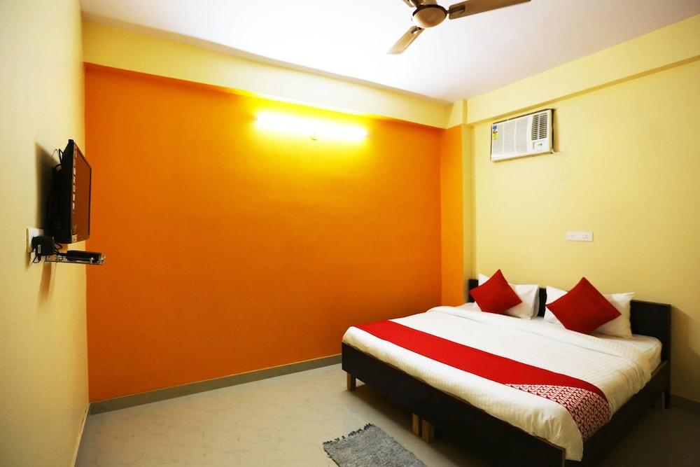 OYO 35661 OM residency