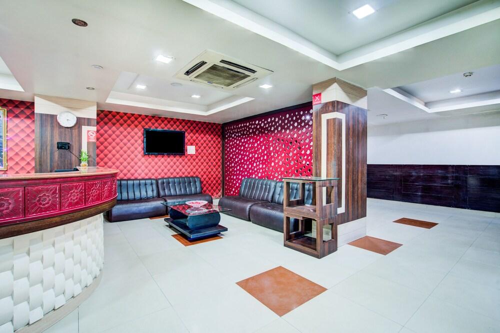 OYO 7239 Hotel Aditya