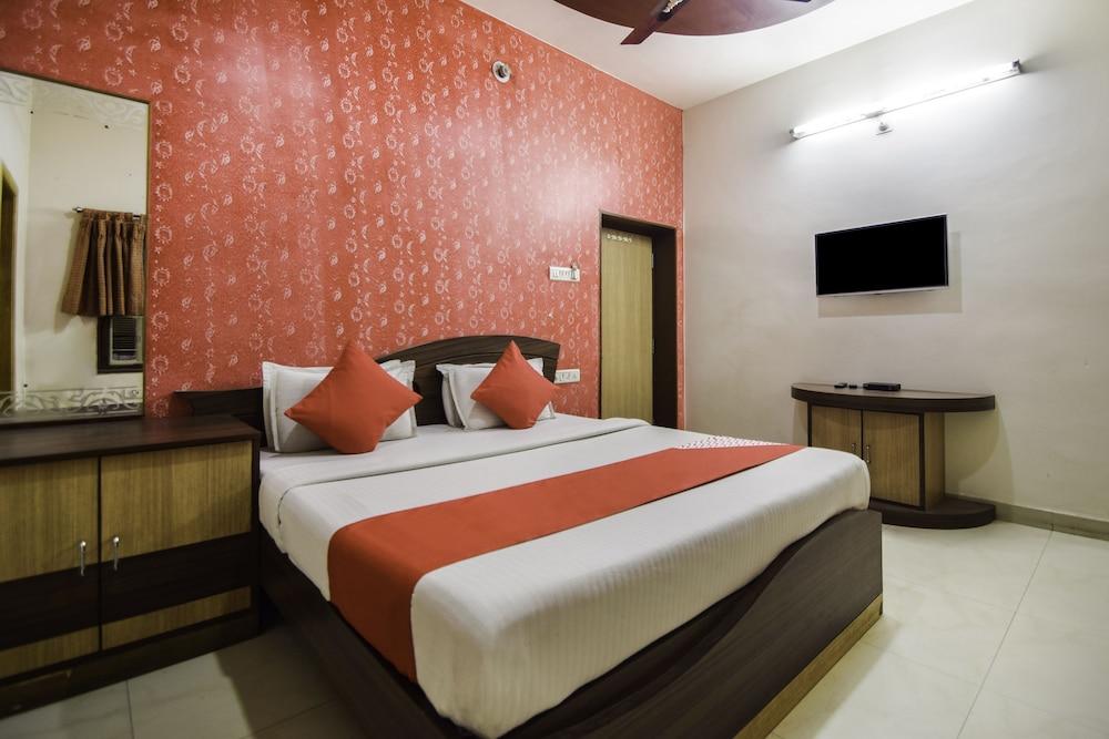 OYO 29057 Shree Ram Regency