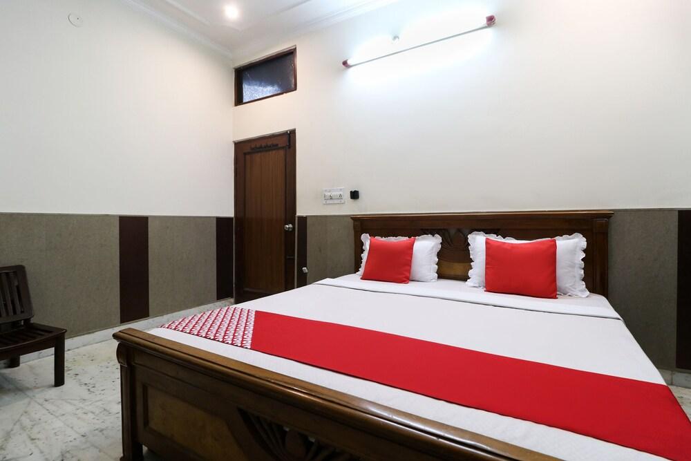 SPOT ON 46852 Hotel Pal Regency