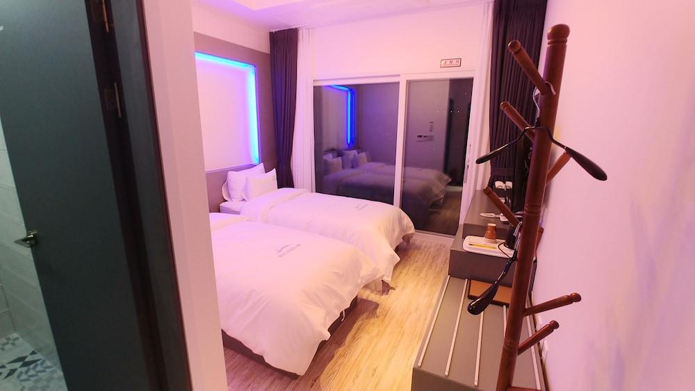 Tongyeong Grande Hostel