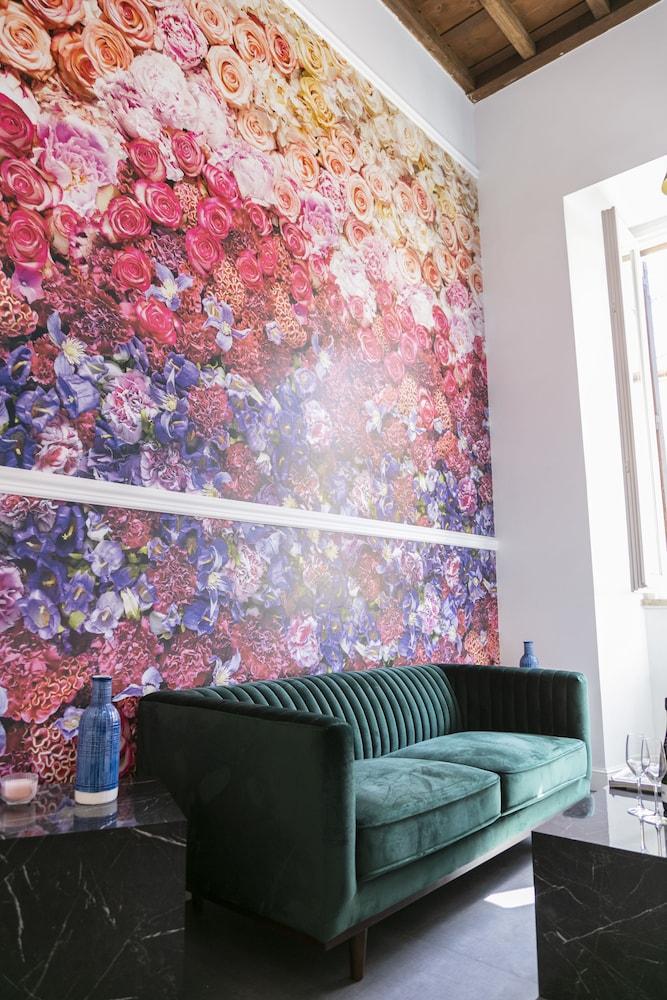 Hadrianus Temple Suites - The Venue Collection