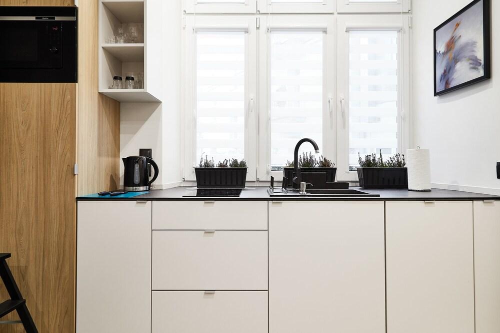 Fresh Studios Slowackiego Avenue