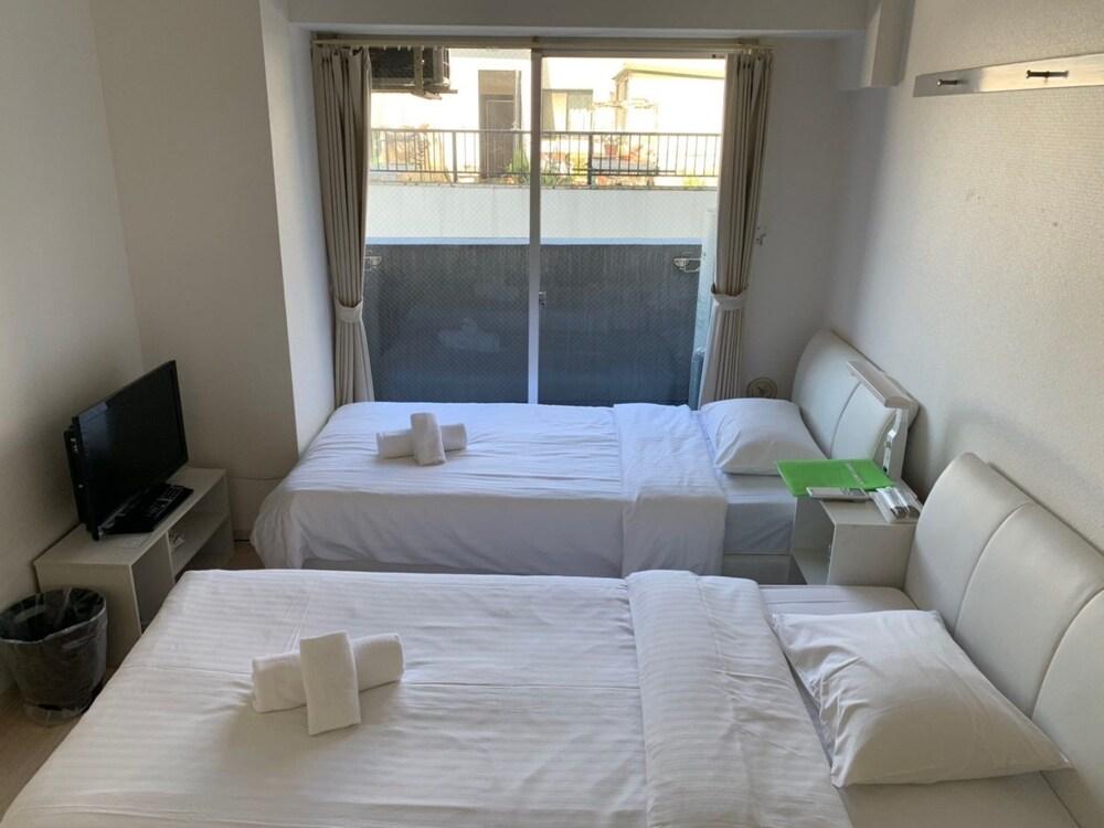 Hiroshima Hakushima-Higashi Building