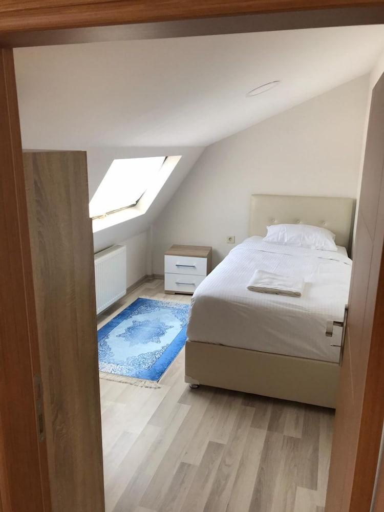 Guguvak Suites By Surur