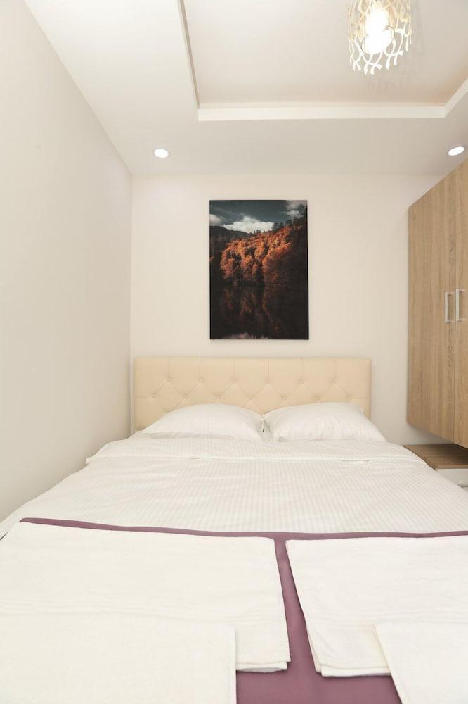 Guguvak Suites By Surur