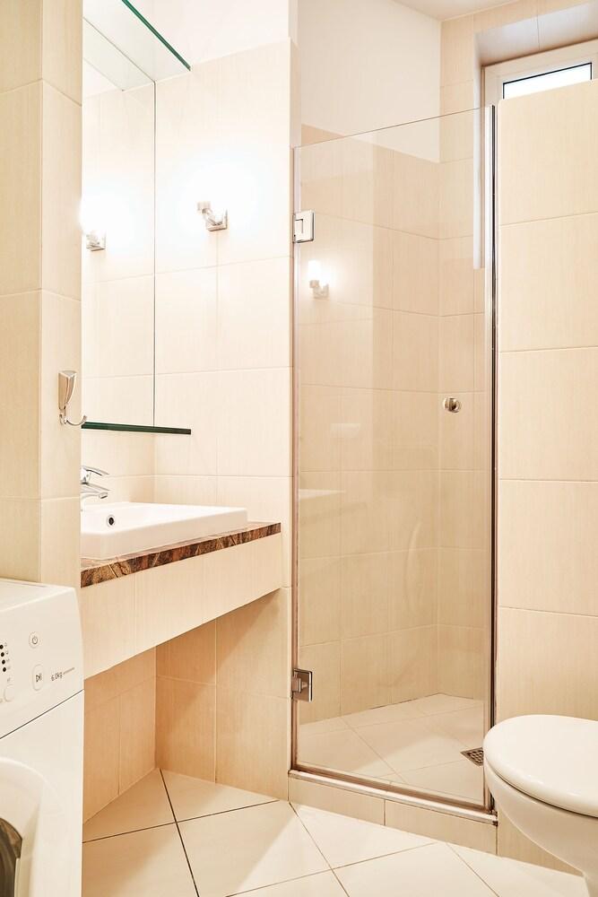 Castle View Krasinskiego Avenue