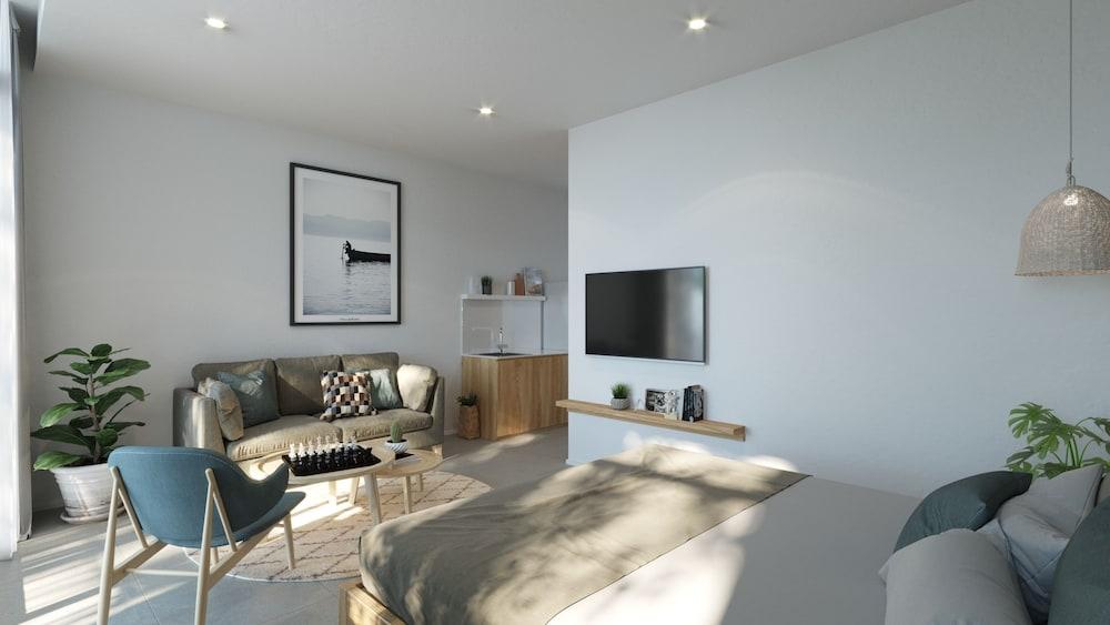 Lem's Apartment & Coffee