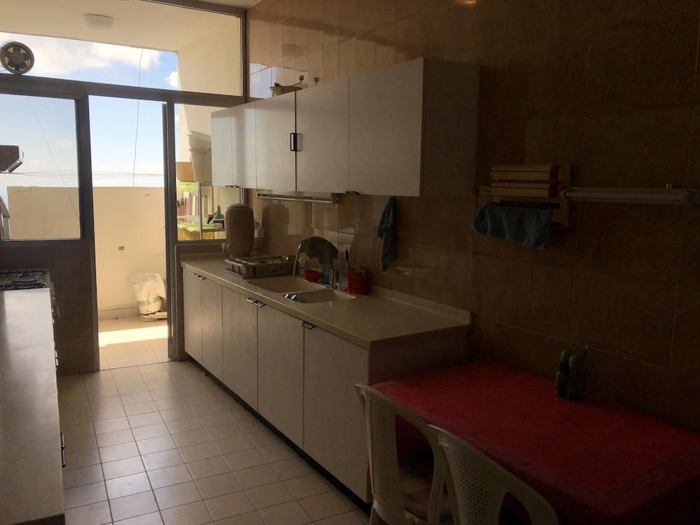 Splendid Valley & Sea View