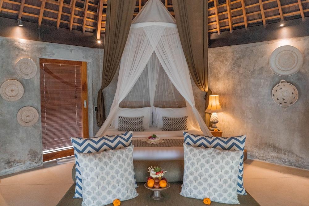 The Sender Pool Suite