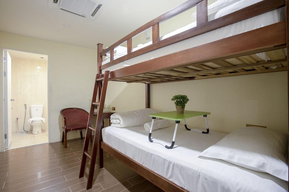 Hashtag 12 Boutique Hotel