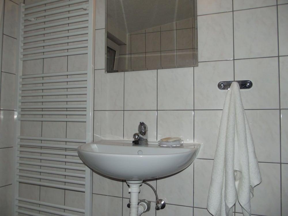 Monteurzimmer Final Adults Only