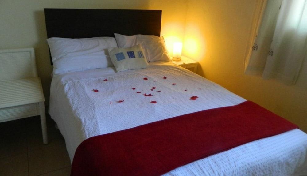 Back to Africa House