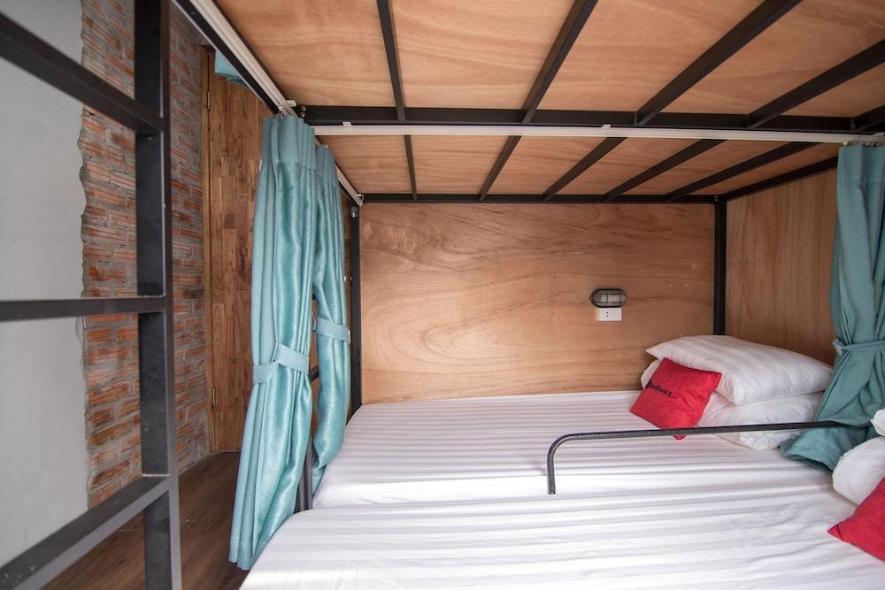 Halley Hostel & Spa Hanoi