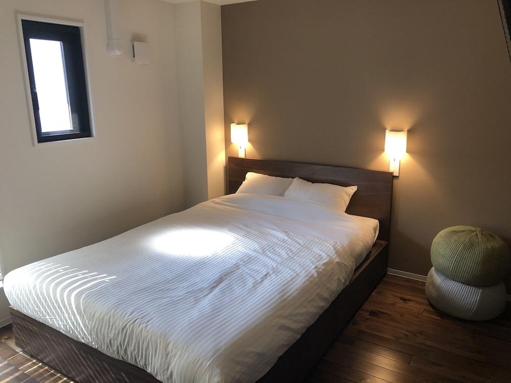 Condominium MIRAHAKONE