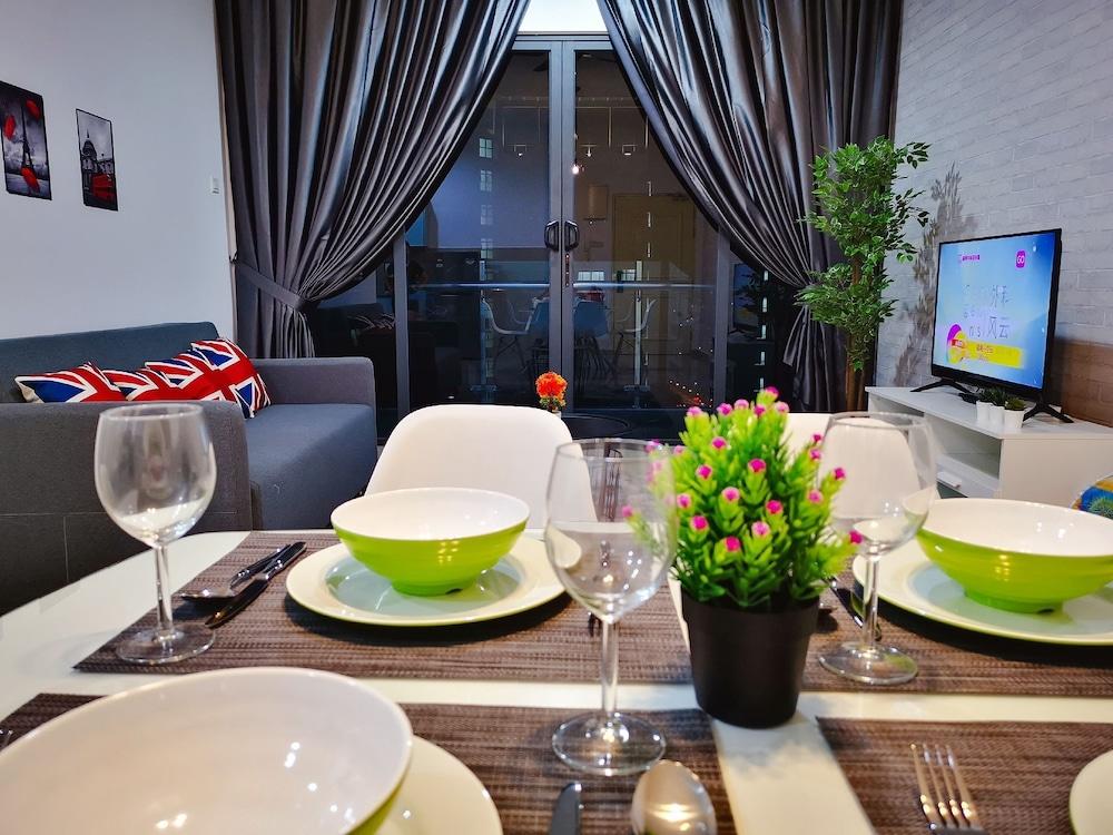 Atlantis Residence by Tom