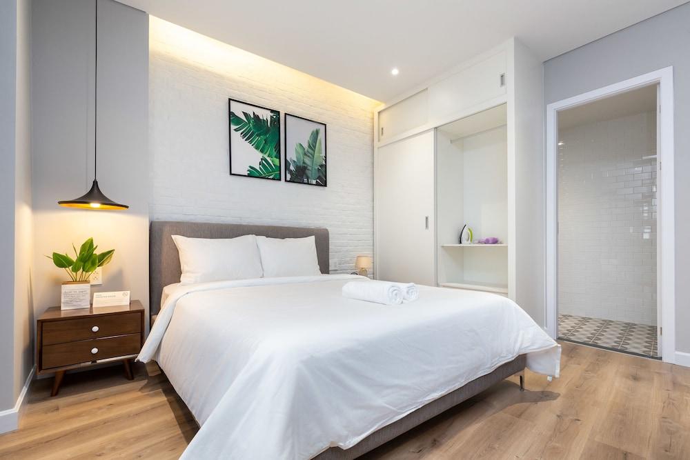 Cozrum Homes Premier Residence