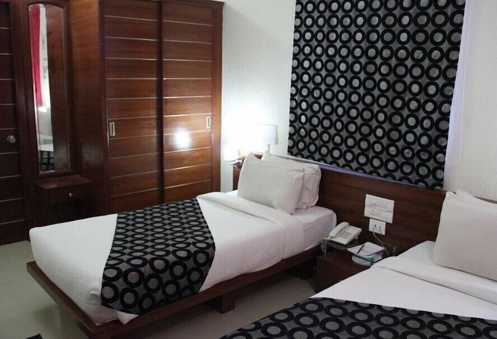 Hotel Highsky - Outer Ring Road