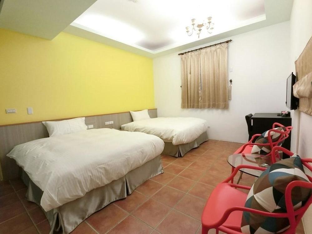 Propitious Castle B&B