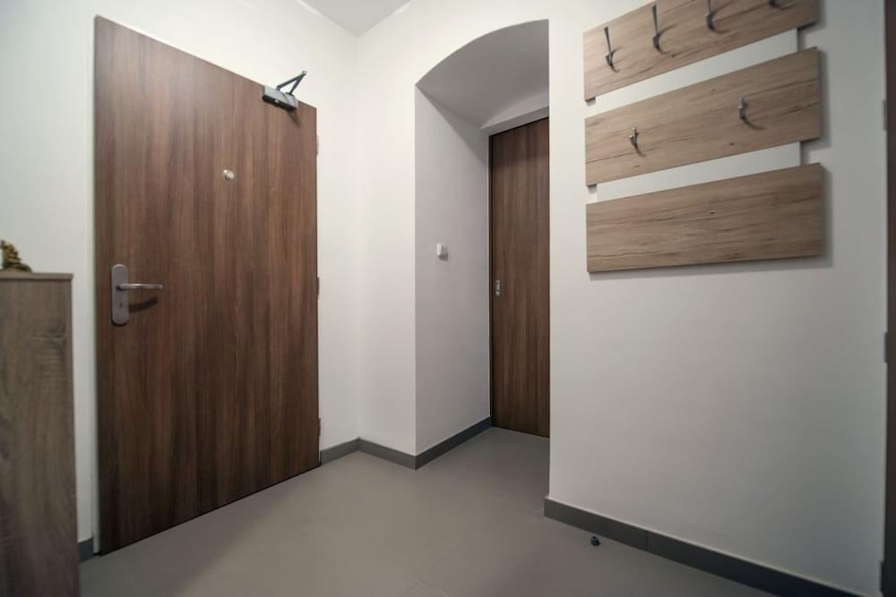 Residence Dobrovskeho 30