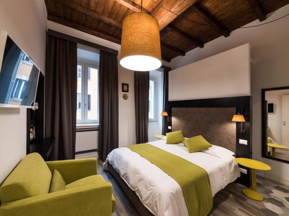 Panisperna Apartment 1