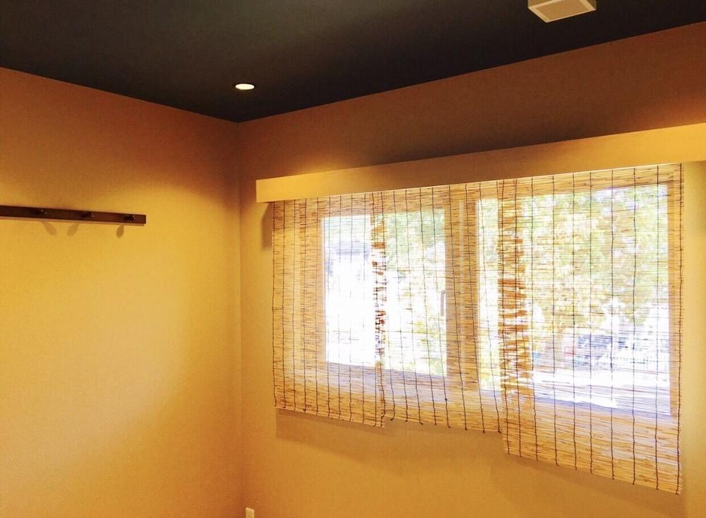 Maruya Kamogawa Terrace