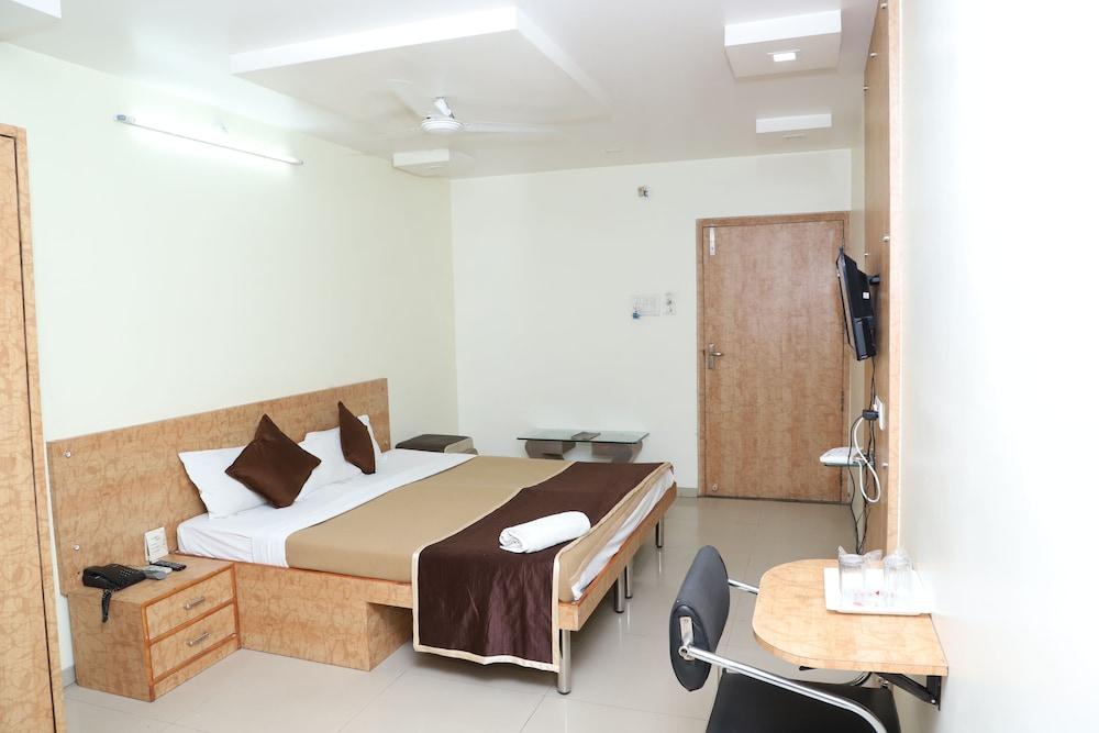 Hotel Ankit Residency
