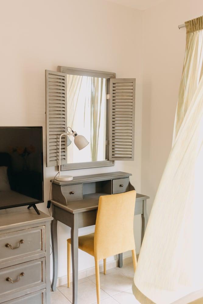 Best House- Nirvana II Patra