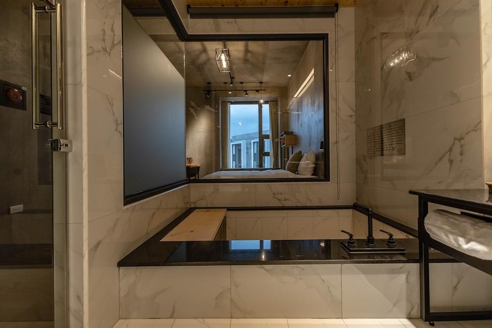 22°C Cold Spring Hotel