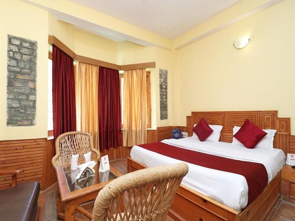 Hotel Devlok International