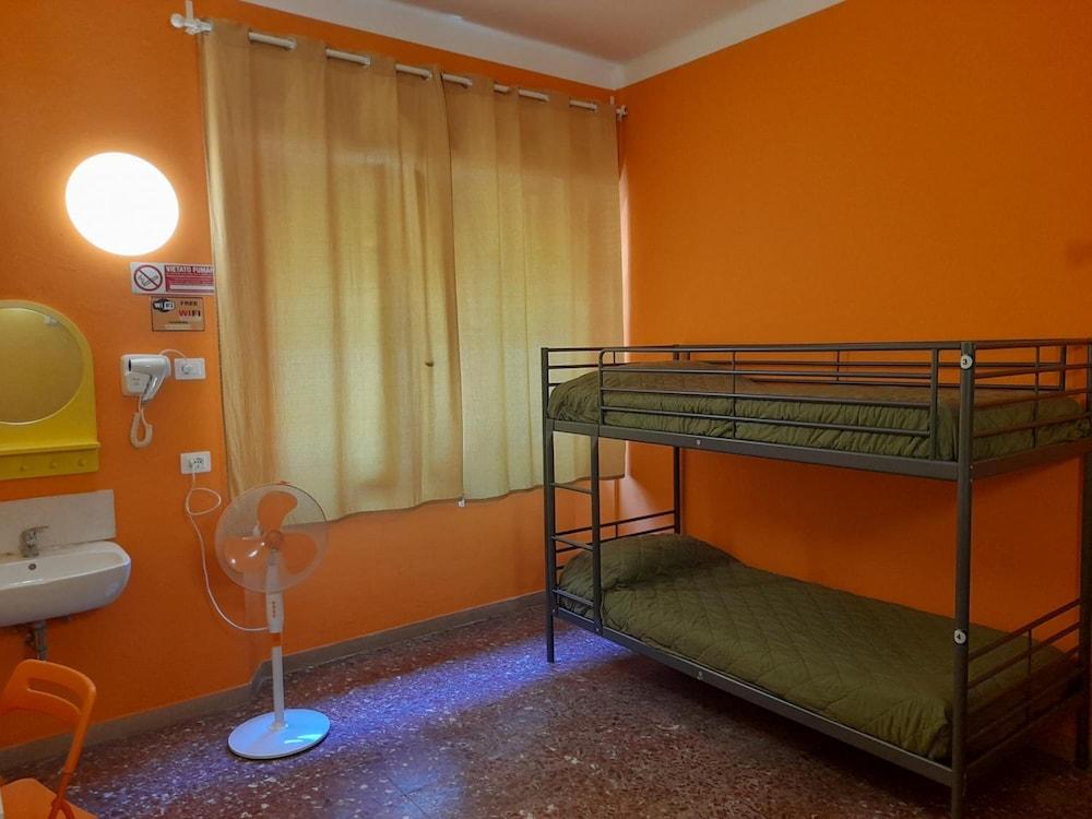 Pisa Train Station Hostel
