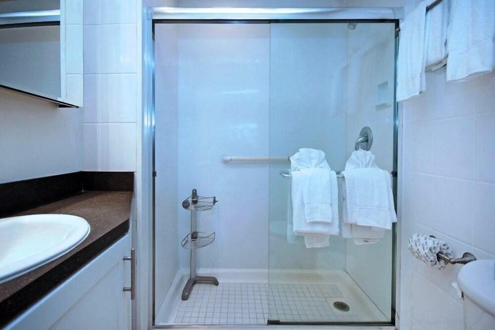 Sanibel Arms G5 2bed/2bath