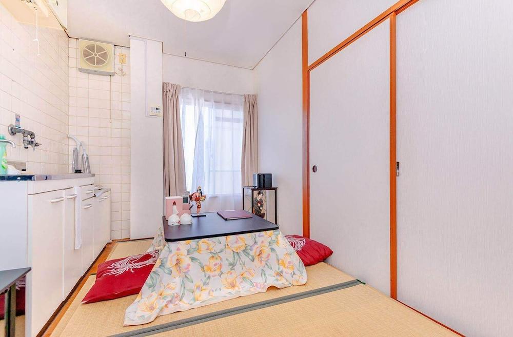 Namba Sunny and Comfortable Apartment