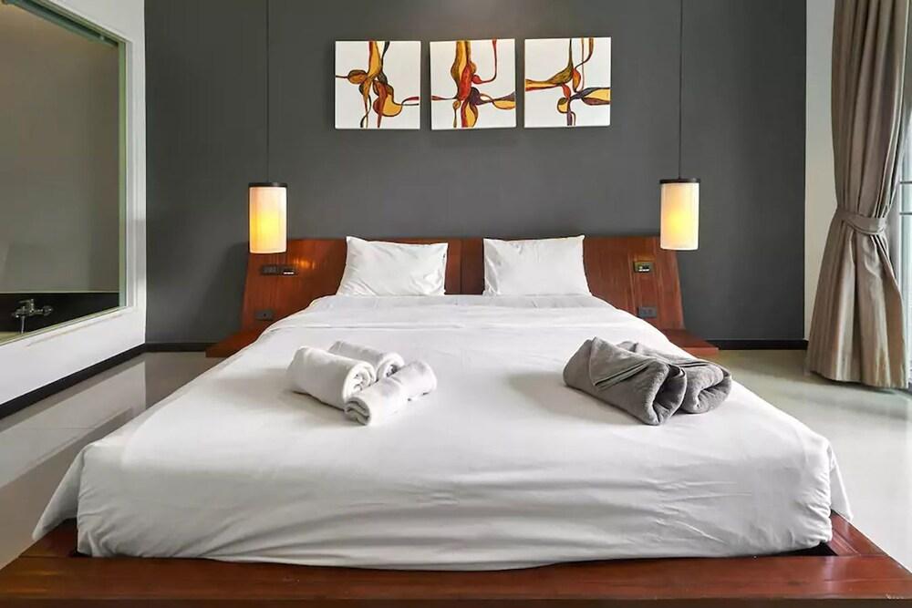 Oxygen Villa by Alexanders