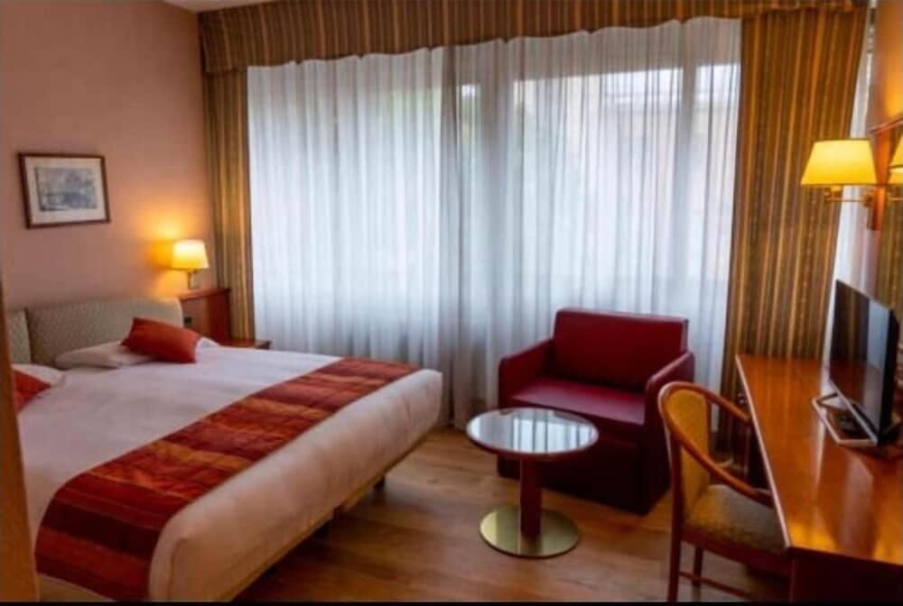 Crystal Hotel Varese