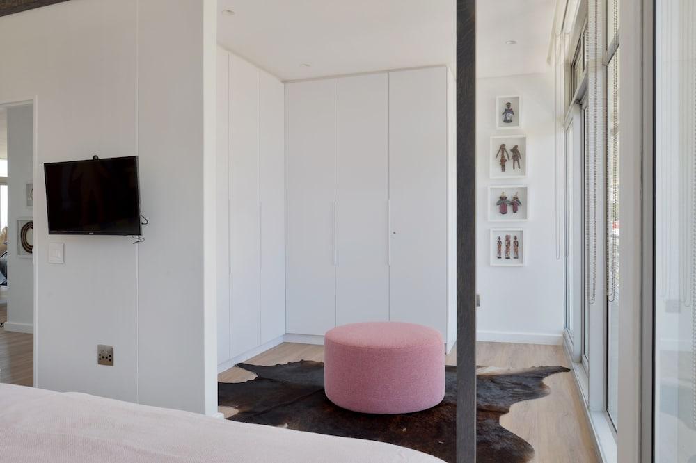 Amanda By Stay Amazing