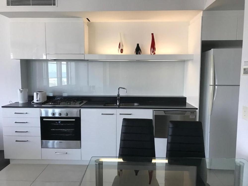 Private Apartments at Q1