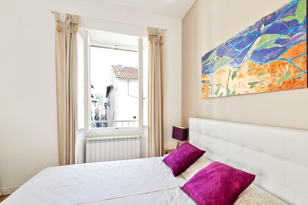 Santa Croce Stylish Flat