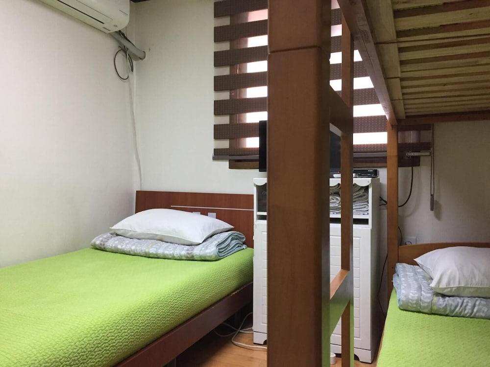 Duri Guesthouse - Hostel