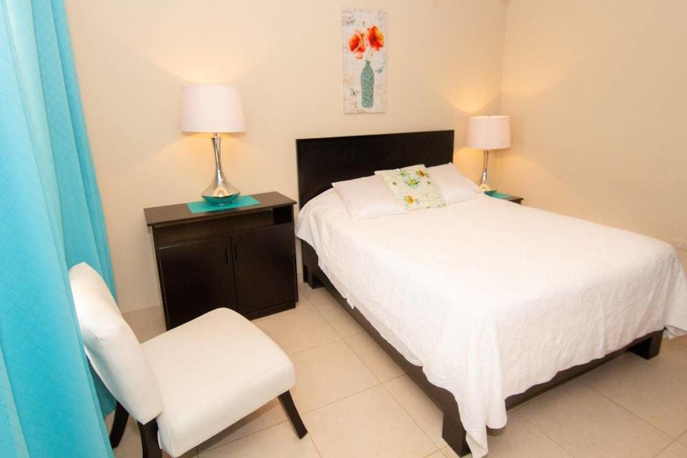 Private and Spacious 5 Bedroom Villa