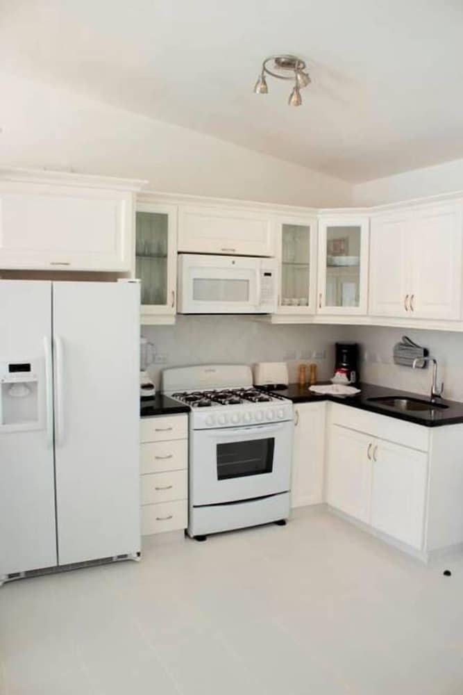 Romantic two Bedroom Deluxe Villa With all Modern Conveniences