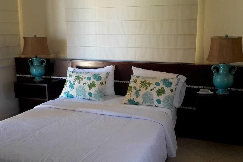 Sosua Villa Tropical Retreat With Ocean Views