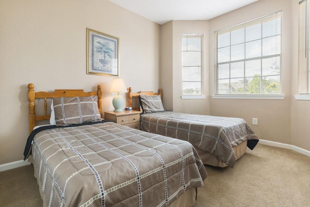 Disneys Den by VillaDirect